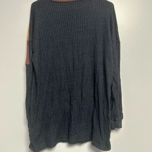 **3. For $15** Gold and Brown Ribbed Relaxed Sweatshirt (see measurements) - Picture 2 of 3